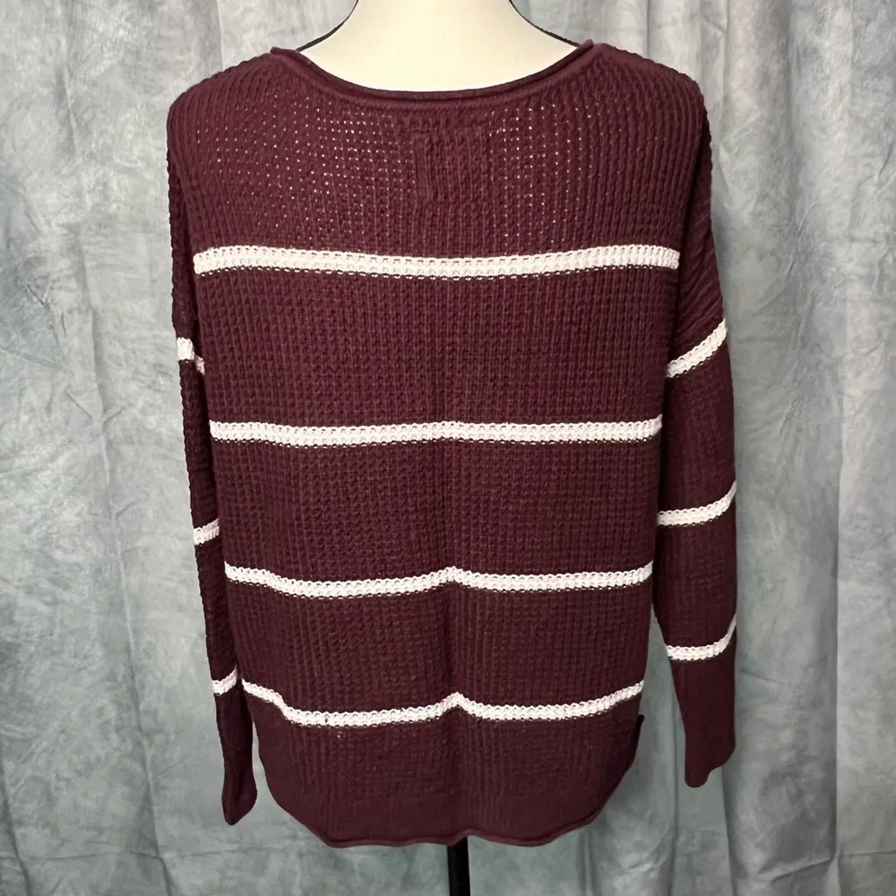 Hollister Burgundy & White Striped Long Sleeve Sweater - size Small - Picture 5 of 9